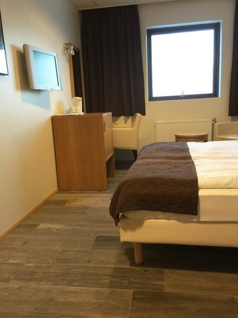 Hotel Cabin