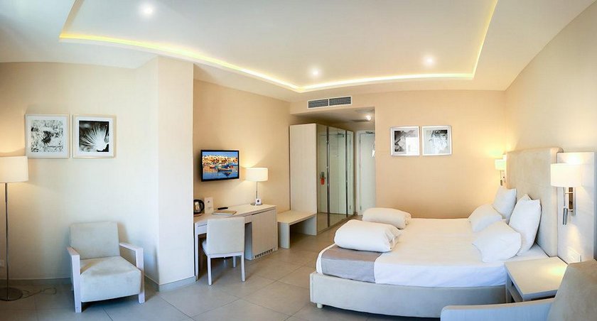 Maritim Antonine Hotel & Spa