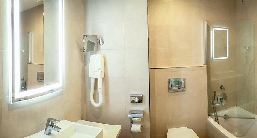 Maritim Antonine Hotel & Spa