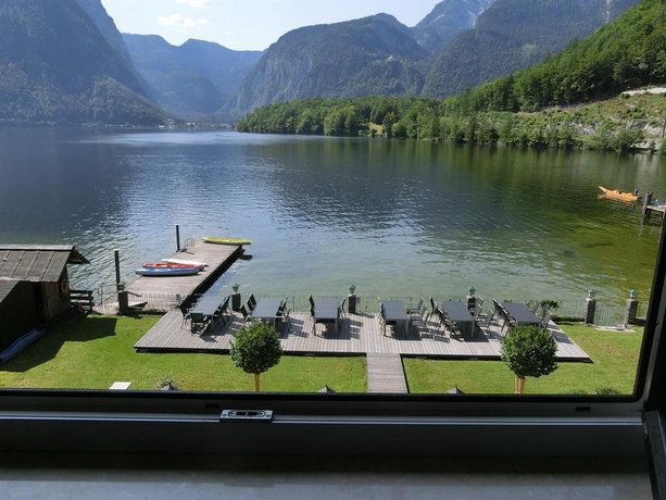 Hotel Haus Am See Obertraun Compare Deals