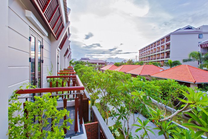 Silk Sense Hoi An River Resort