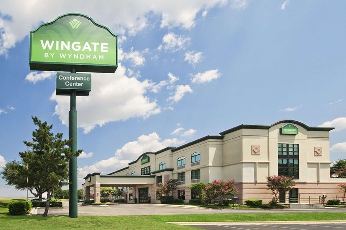 Wingate by Wyndham and Williamson Conference Center