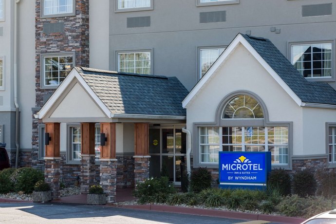 Microtel Inn & Suites - Greenville