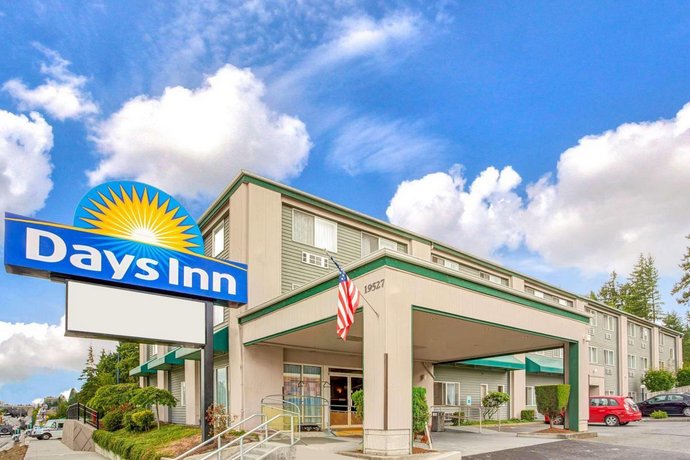 Days Inn by Wyndham Seattle Aurora - Compare Deals