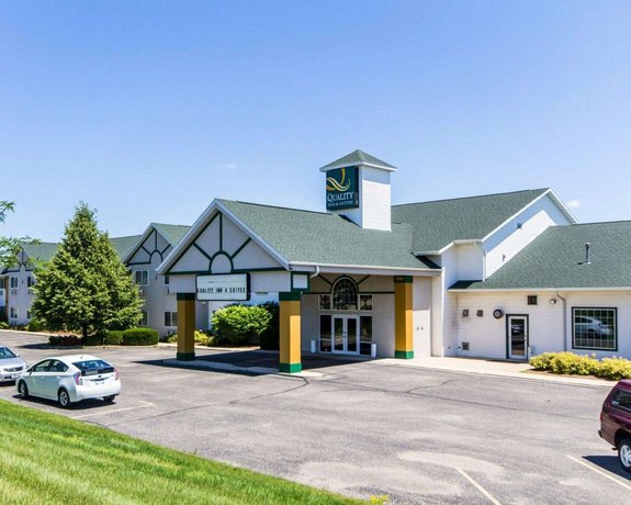 Quality Inn Suites Stoughton Compare Deals - 