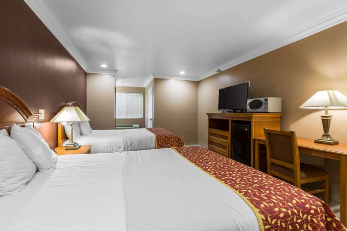 Rodeway Inn Cypress