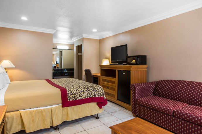 Rodeway Inn Cypress