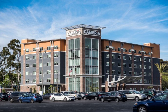 Cambria Hotel LAX