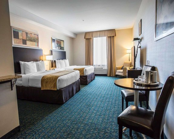 Comfort Hotel Bayer's Lake