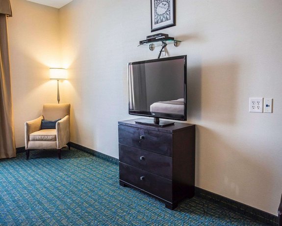 Comfort Hotel Bayer's Lake