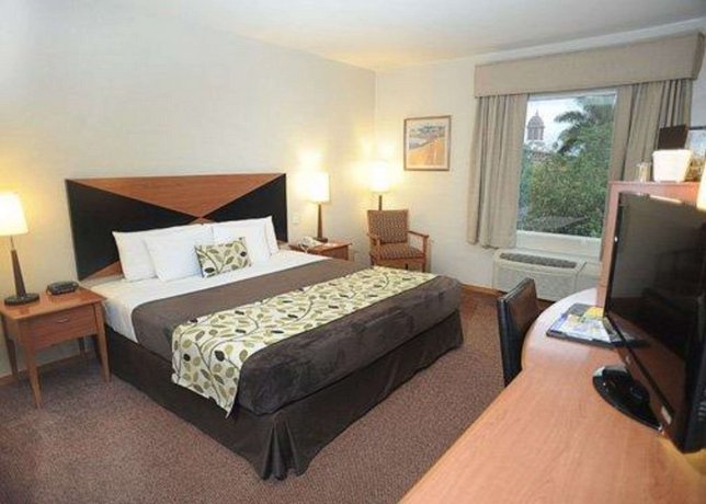 Sleep Inn Hotel Paseo Las Damas