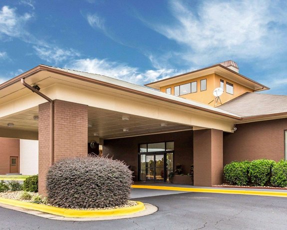 Quality Suites Convention Center - Hickory Hickory Regional Airport United States thumbnail