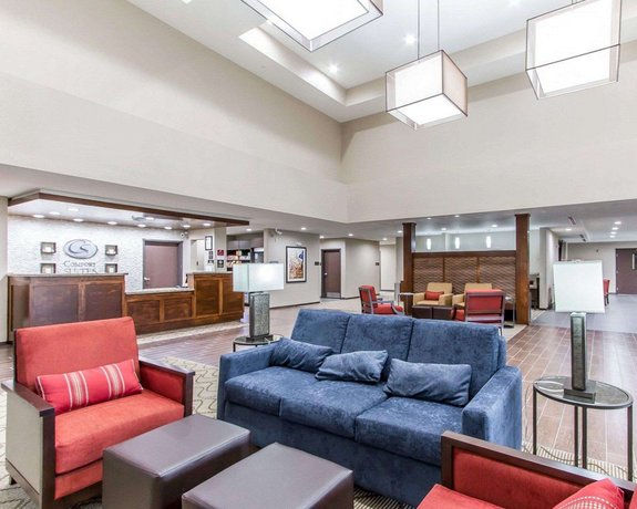 Comfort Suites West Omaha
