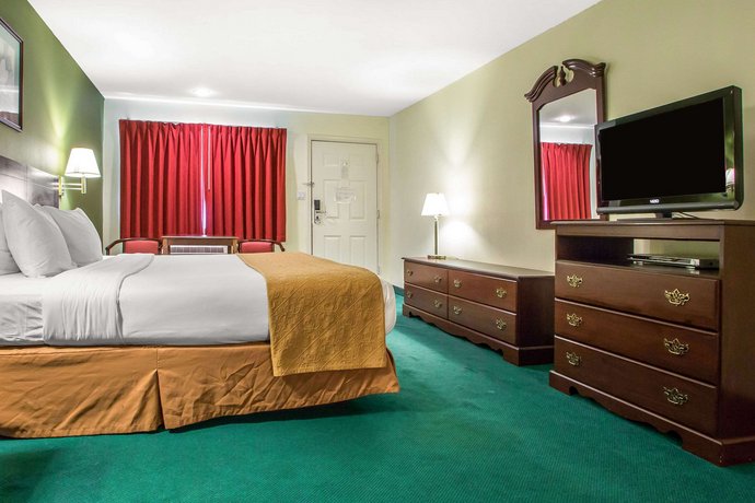 Quality Inn Pleasantville