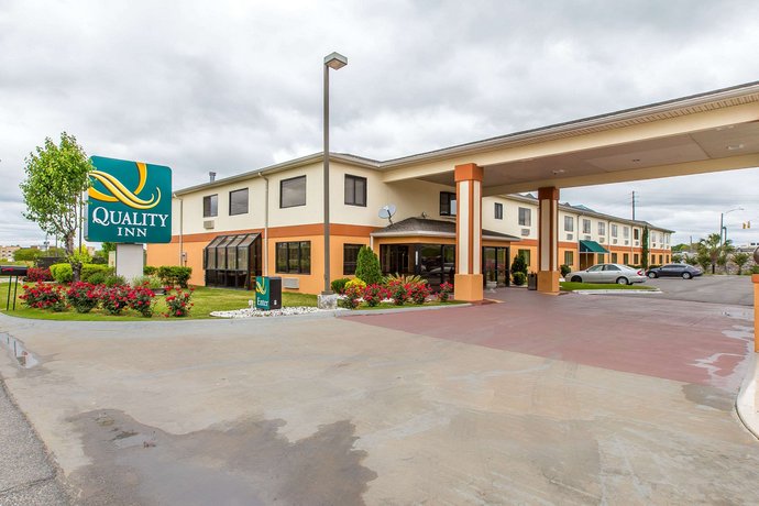 Quality Inn Montgomery South Montgomery Regional Airport United States thumbnail