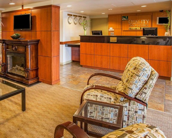 Quality Inn & Suites Everett Seattle