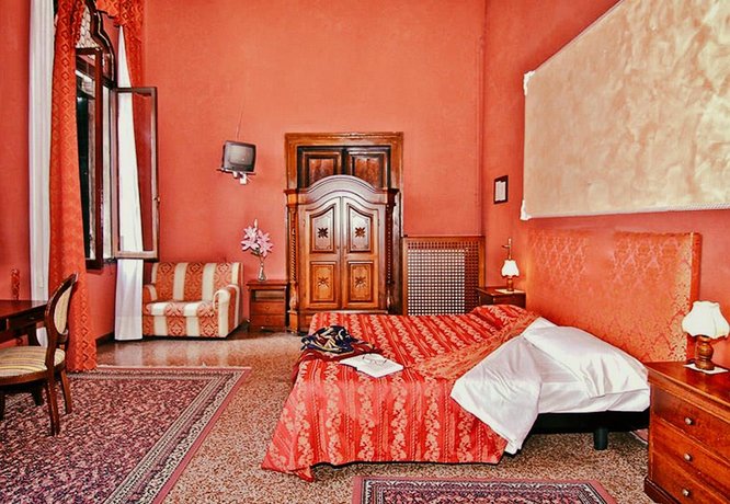 Al Palazzo Lion Morosini