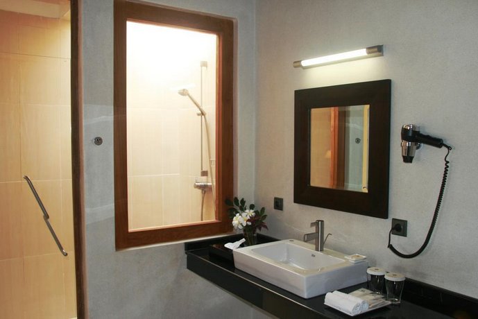 Weligama Bay Resort