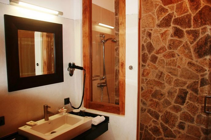 Weligama Bay Resort