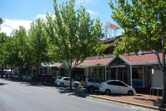Photo: Adelaide Travellers Inn Backpackers Hostel Photo: Adelaide Travellers Inn Backpackers Hostel