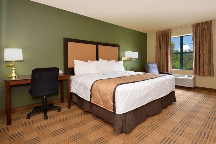 Extended Stay America - Los Angeles - Long Beach Airport