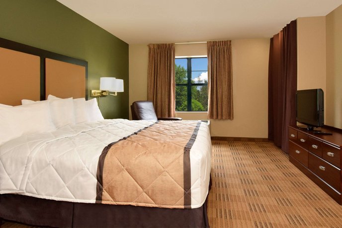 Extended Stay America - Los Angeles - Long Beach Airport