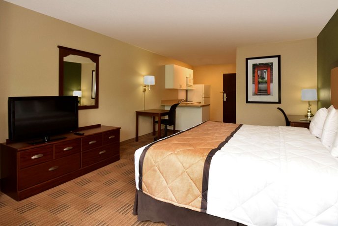 Extended Stay America - Los Angeles - Long Beach Airport