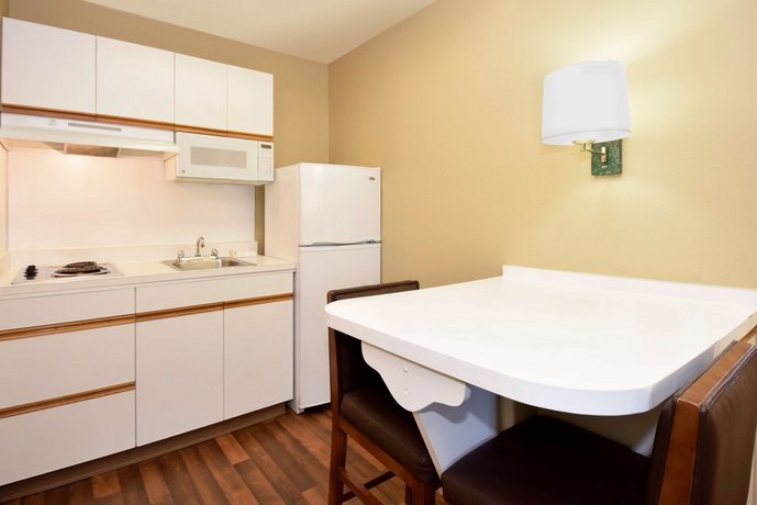 Extended Stay America - San Diego - Sorrento Mesa
