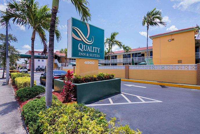 Quality Inn & Suites Hollywood Boulevard