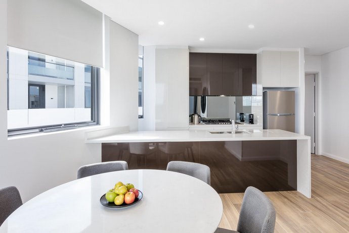 Meriton Suites Coward Street