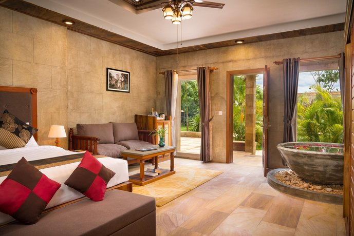 Model Residence & Spa