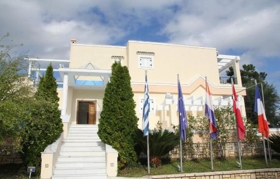 Saint Nicholas Beach Apartments