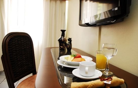Aparthotel Guijarros