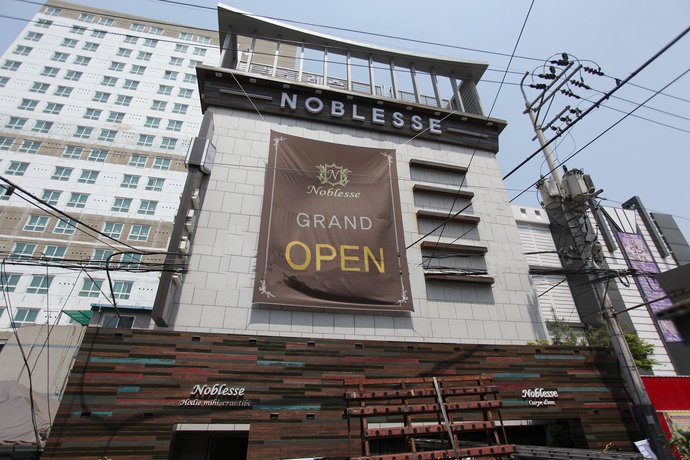 Nobless Hotel