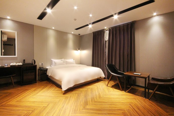 Hotel Smith Gimhae