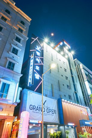 Venture Business Hotel