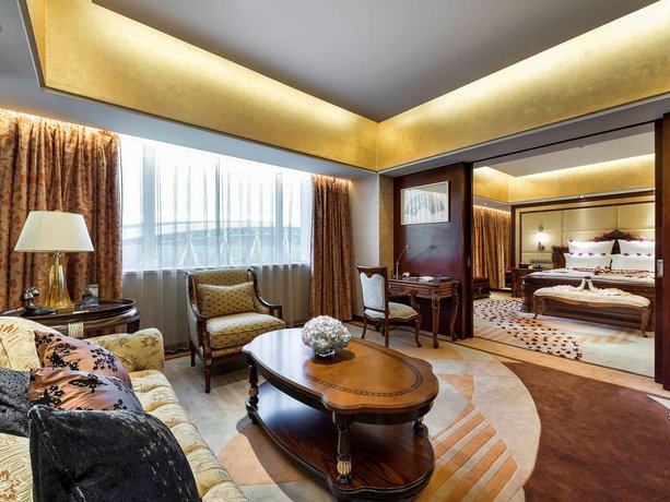 Pullman Guangzhou Baiyun Airport Hotel