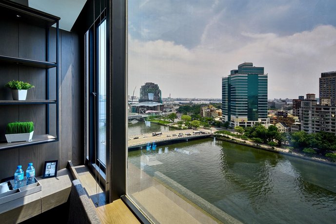 Harbour 10 Hotel