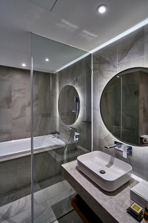 Harbour 10 Hotel