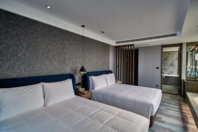 Harbour 10 Hotel