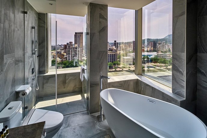 Harbour 10 Hotel