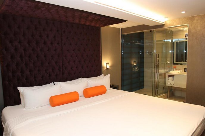 BLVD Hotel & Spa - Walking Distance to Universal Studios Hollywood