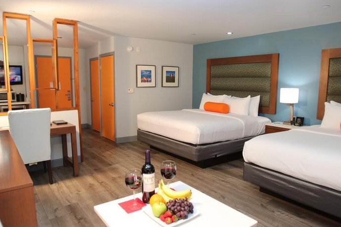 BLVD Hotel & Spa - Walking Distance to Universal Studios Hollywood