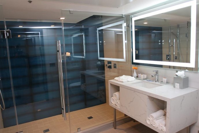 BLVD Hotel & Spa - Walking Distance to Universal Studios Hollywood