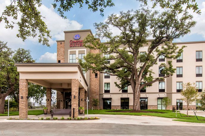 Comfort Suites - South Austin