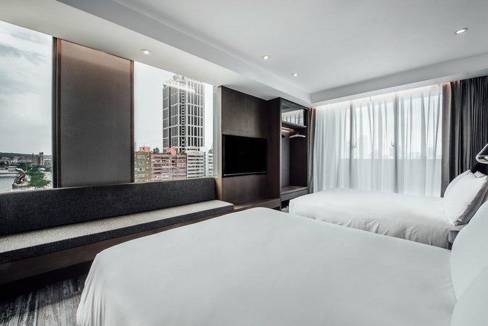 Harbour 10 Hotel
