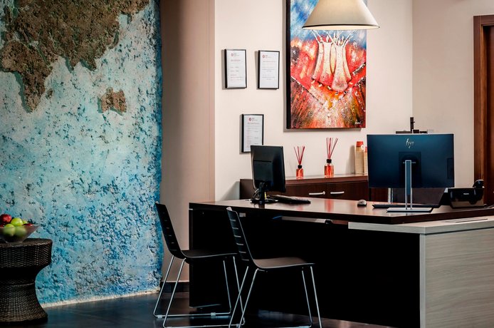 Exe Cunit Suites & Spa