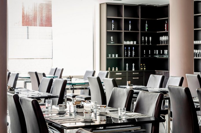 Exe Cunit Suites & Spa