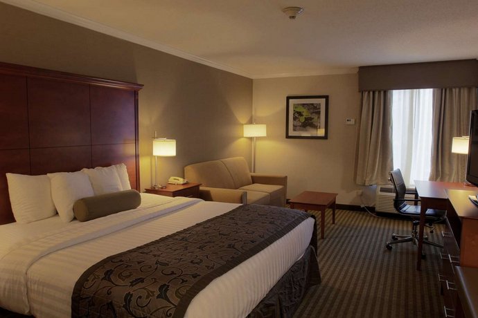 Best Western Plus Liverpool Syracuse Inn & Suites