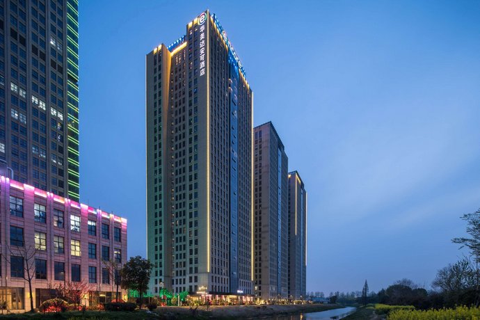 Ramada Encore Yangzhou Universal Financial Town